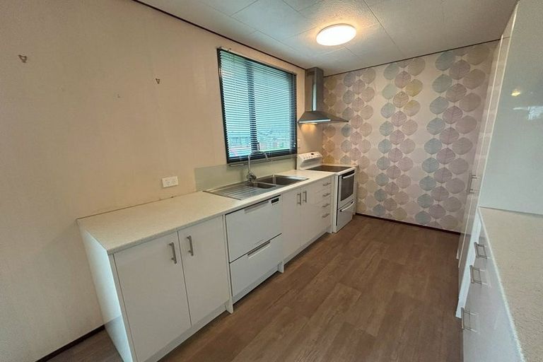 Photo of property in 5 Longstead Avenue, Papamoa Beach, Papamoa, 3118