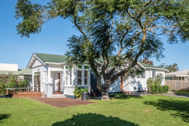 Photo of property in 586 Aberdeen Road, Te Hapara, Gisborne, 4010