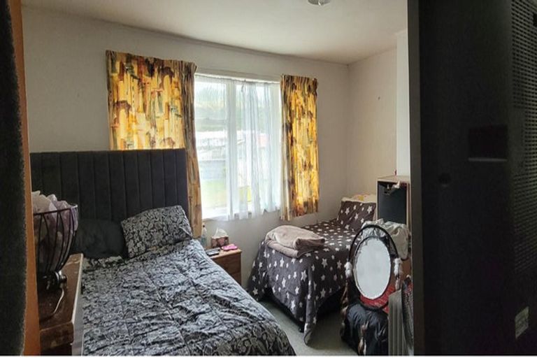 Photo of property in 153-155 Bedford Street, Cannons Creek, Porirua, 5024