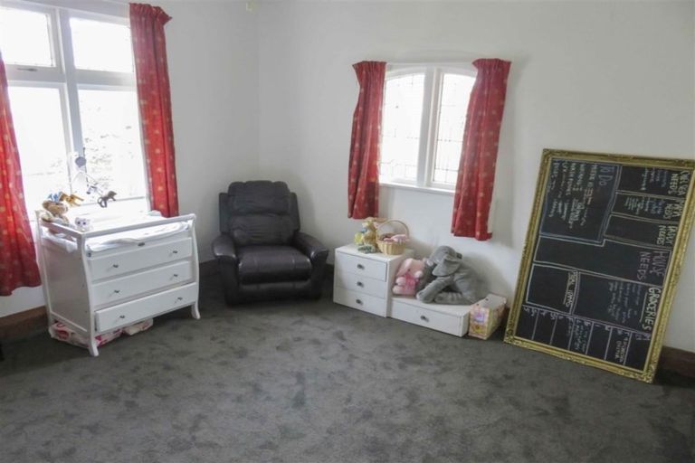 Photo of property in 12 Moa Street, Waikiwi, Invercargill, 9810