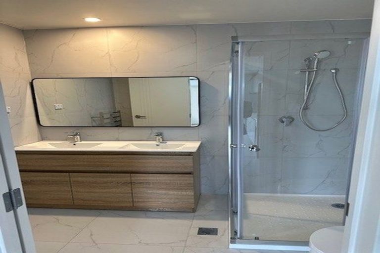 Photo of property in 20 Rorotu Avenue, Karaka, Papakura, 2113