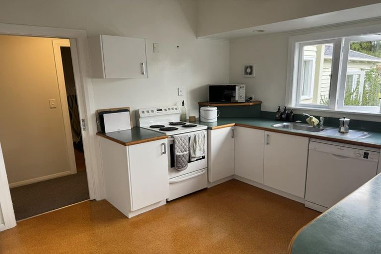 Photo of property in 22 North Street, Petone, Lower Hutt, 5012