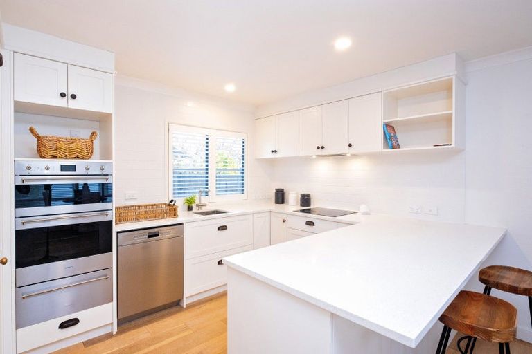 Photo of property in 55 Palmbrook Avenue, Havelock North, 4130