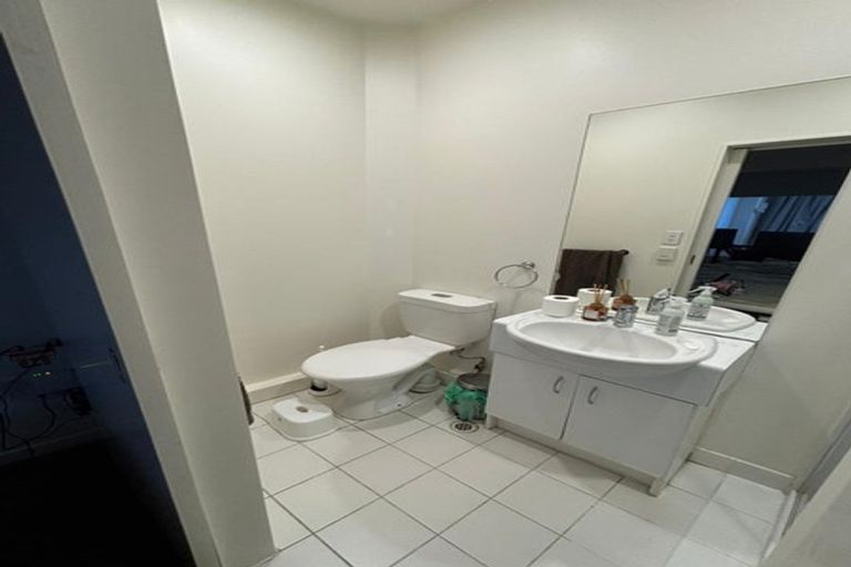 Photo of property in Regency Apartments, 5d/49 Manners Street, Te Aro, Wellington, 6011