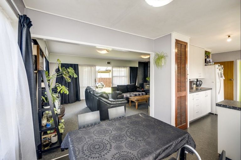 Photo of property in 142 Flaxmere Avenue, Flaxmere, Hastings, 4120