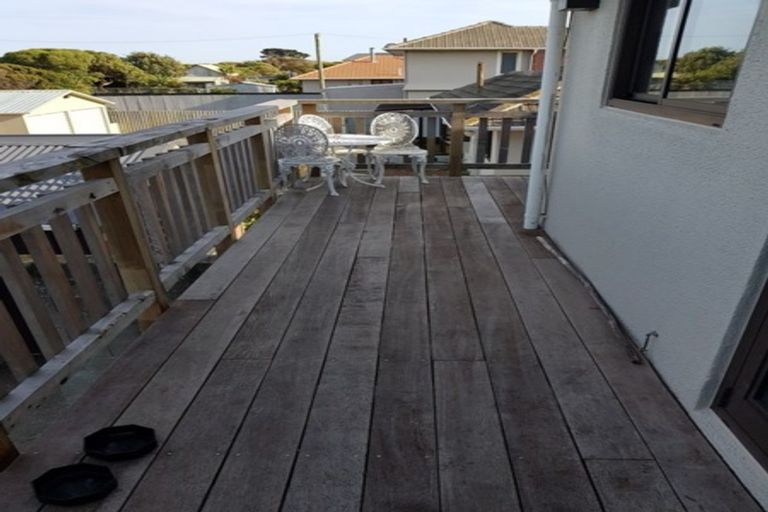 Photo of property in 443 Marine Parade, South New Brighton, Christchurch, 8062