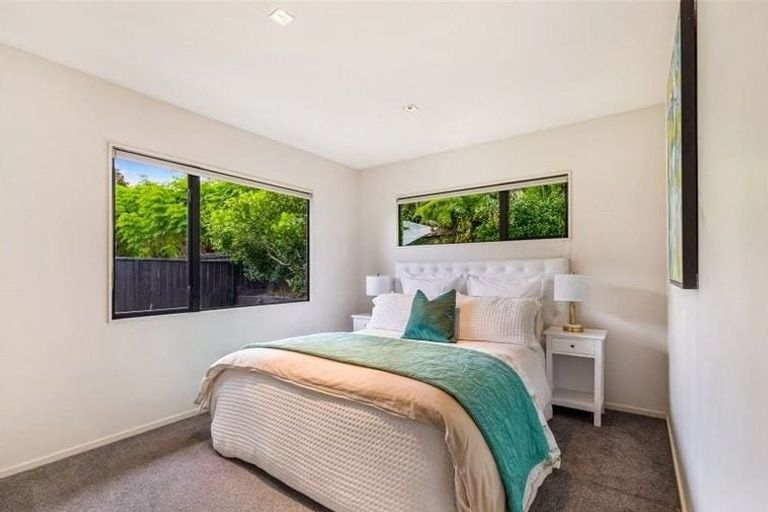 Photo of property in 48a Picasso Drive, West Harbour, Auckland, 0618