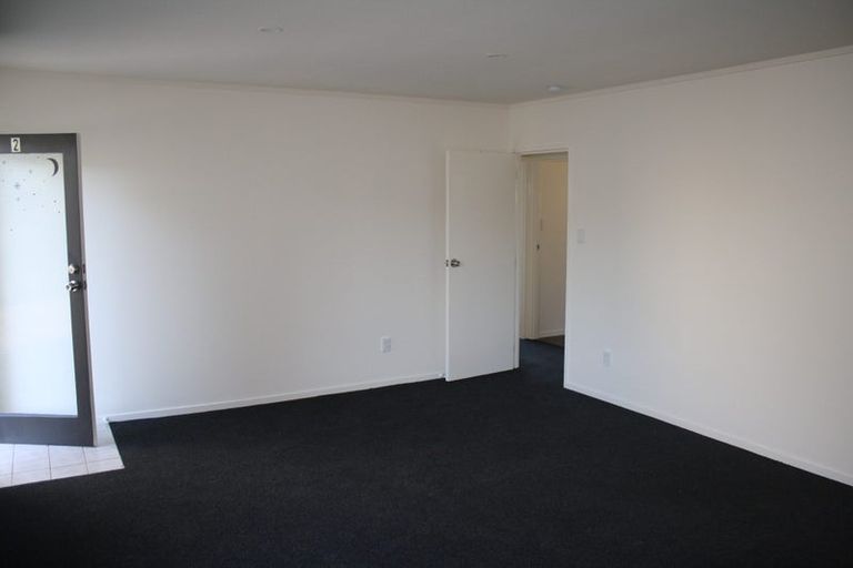 Photo of property in 2/119 Nile Road, Milford, Auckland, 0620