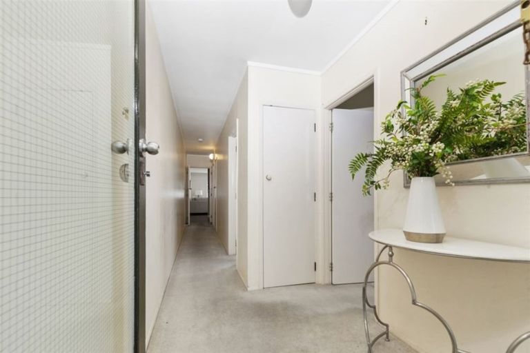 Photo of property in 4/118 Vauxhall Road, Narrow Neck, Auckland, 0624