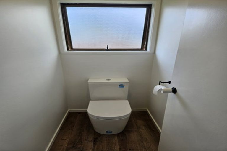 Photo of property in 1/63 Tabitha Crescent, Henderson, Auckland, 0612