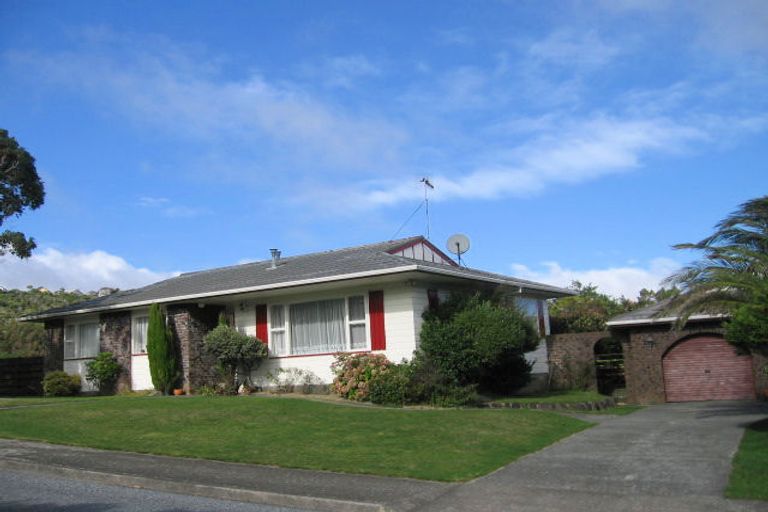 Photo of property in 18 Christchurch Crescent, Kelson, Lower Hutt, 5010