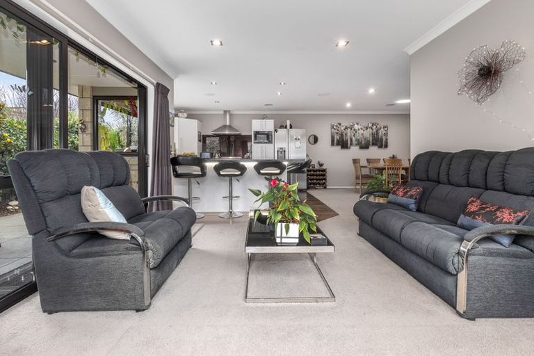 Photo of property in 7 Hulme Way, Raumati Beach, Paraparaumu, 5032