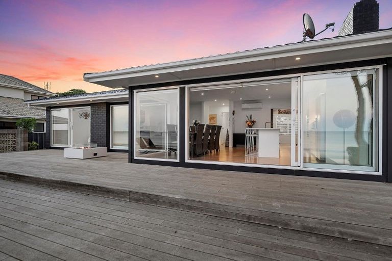 Photo of property in 305 Hibiscus Coast Highway, Orewa, 0931