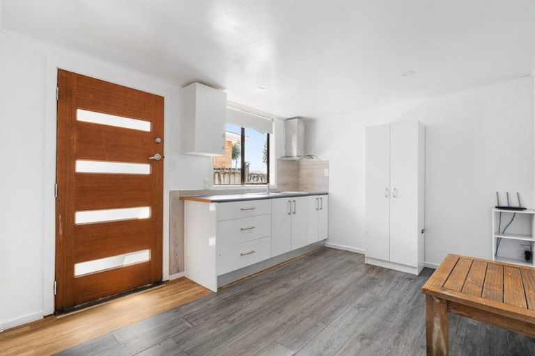 Photo of property in 9 Thompson Terrace, Manurewa, Auckland, 2102