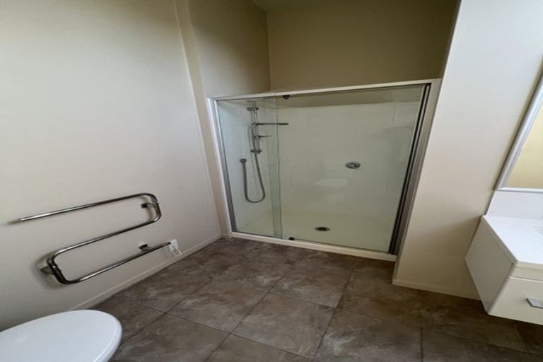 Photo of property in 14 Binda Place, Botany Downs, Auckland, 2010