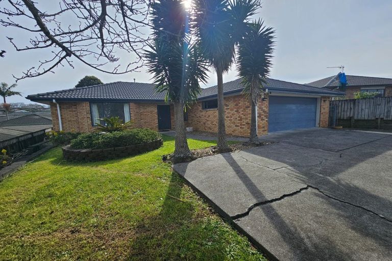 Photo of property in 50 Senator Drive, Manurewa, Auckland, 2105