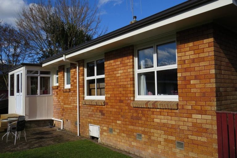 Photo of property in 21 Casper Street, Fairfield, Hamilton, 3214