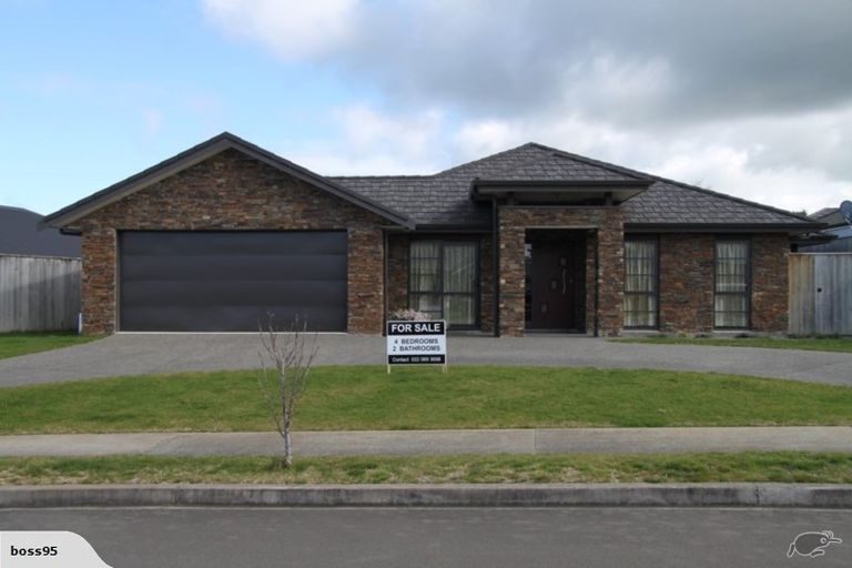 Photo of property in 33 Edith Collier Drive, Otamatea, Whanganui, 4500