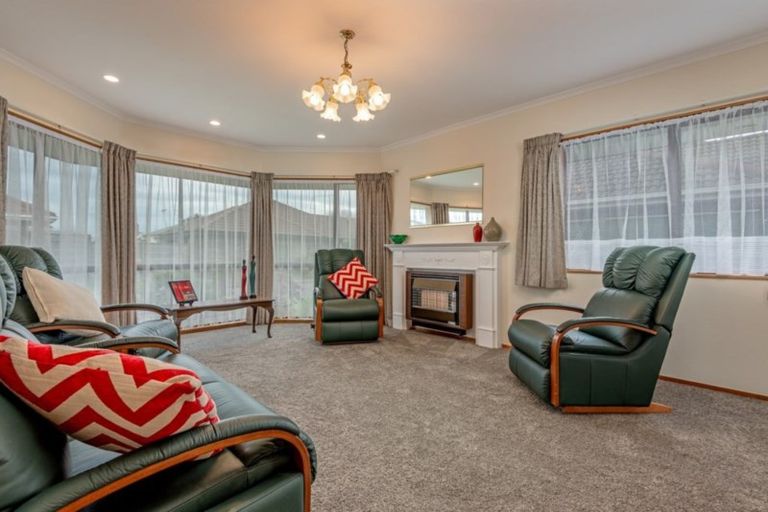 Photo of property in 10 Seville Court, Terrace End, Palmerston North, 4410