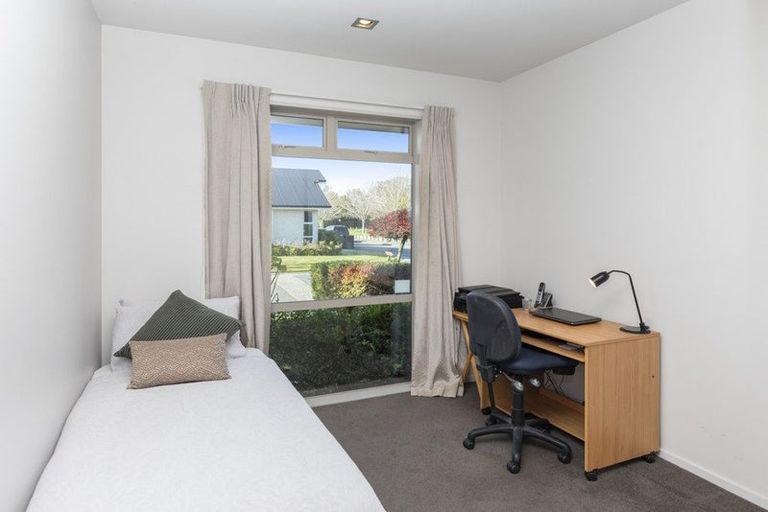 Photo of property in 12 Bernice Crescent, Yaldhurst, Christchurch, 8042