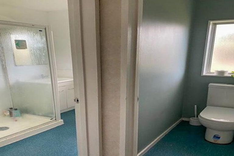 Photo of property in 16 Tasman Crescent, Carterton, 5713