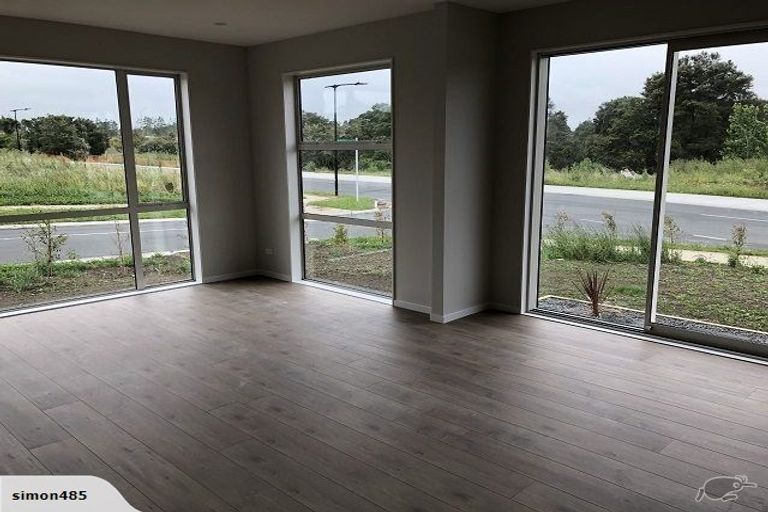 Photo of property in 11 Johns Creek Crescent, Silverdale, 0932