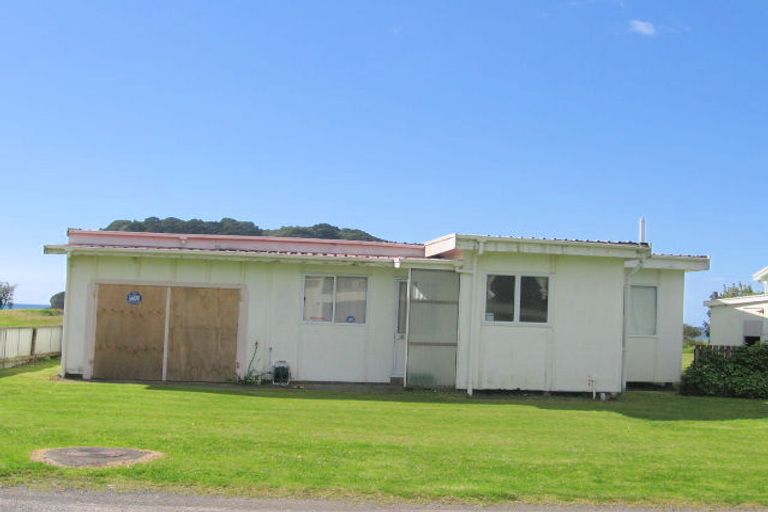Photo of property in 144 Pipi Road, Whangamata, 3620