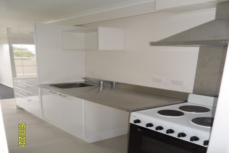 Photo of property in 4 London Road, Korokoro, Lower Hutt, 5012