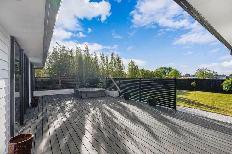 Photo of property in 38 Styx River Place, Spencerville, Christchurch, 8083