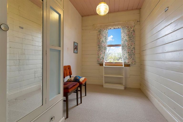 Photo of property in 15 Douglas Road, Amberley, 7410