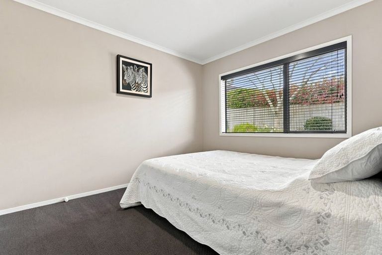 Photo of property in 2 Flavell Drive, Orewa, 0931