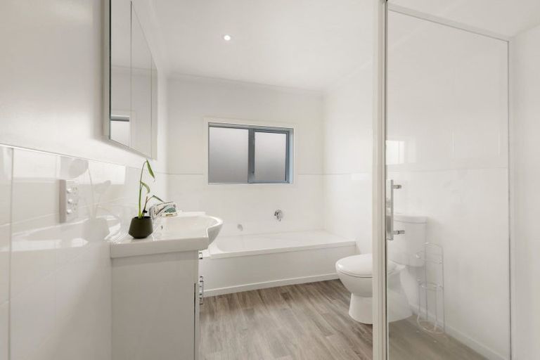 Photo of property in 1 Milton Street, Gore, 9710