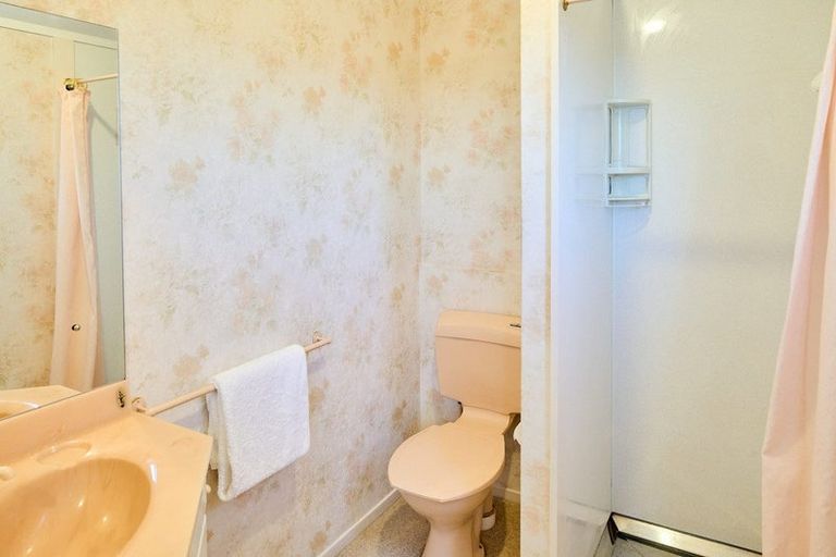 Photo of property in 48 Eskdale Road, Papakowhai, Porirua, 5024