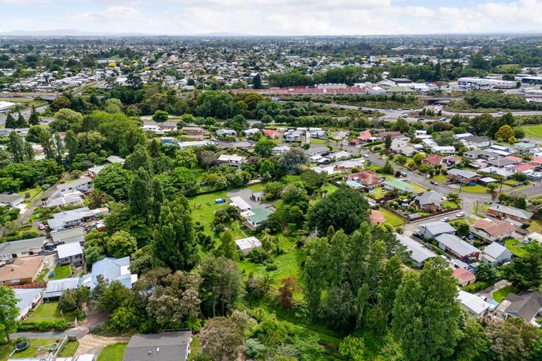 Photo of property in 33 Frederick Drive, Dinsdale, Hamilton, 3204