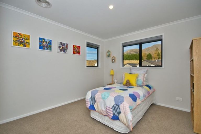 Photo of property in 2 Tudor Lane, Lower Shotover, Queenstown, 9304