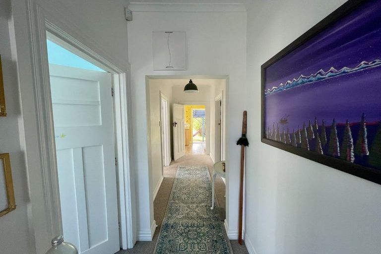 Photo of property in 30 Awamutu Grove, Waiwhetu, Lower Hutt, 5010