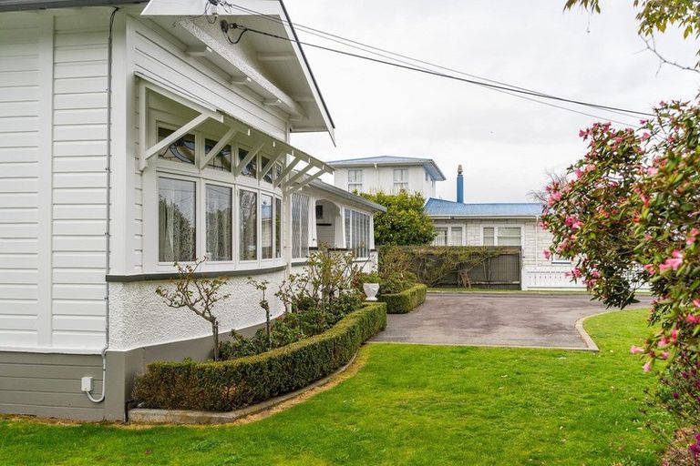 Photo of property in 20 Kent Street, Carterton, 5713