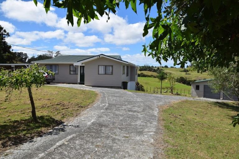 Photo of property in 133 Run Road, Wharehine, Wellsford, 0977