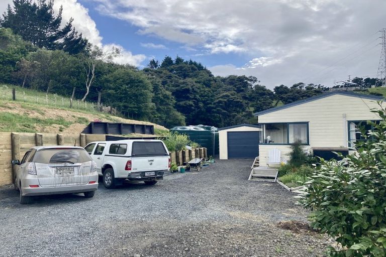 Photo of property in 220 Anderson Road, Helensville, 0875
