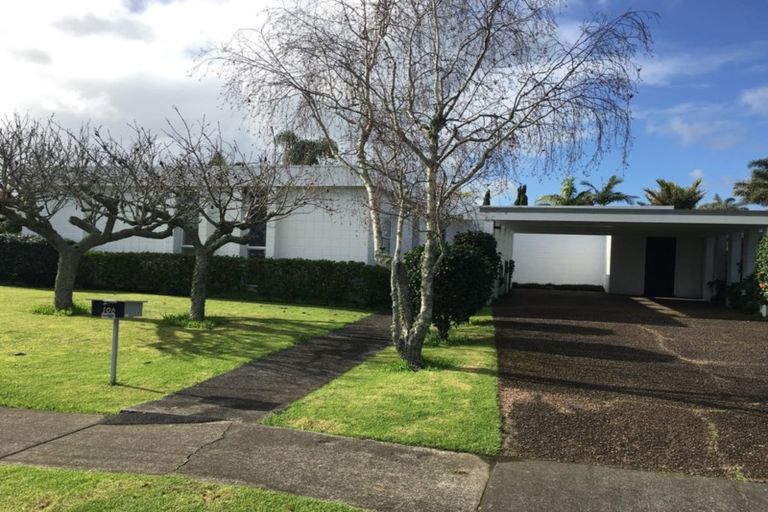 Photo of property in 106 Fisher Parade, Sunnyhills, Auckland, 2010