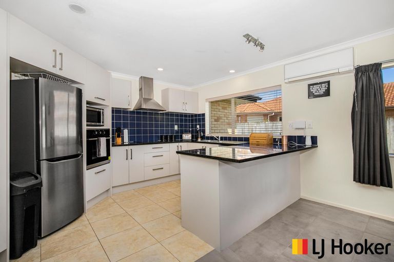 Photo of property in 15 Ribbonwood Close, Te Kauwhata, 3710