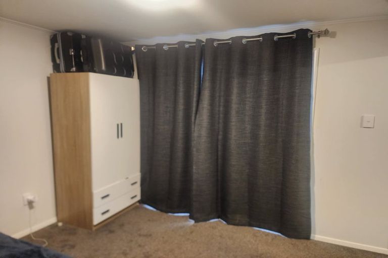 Photo of property in 12 Beauchamp Street, Tawa, Wellington, 5028