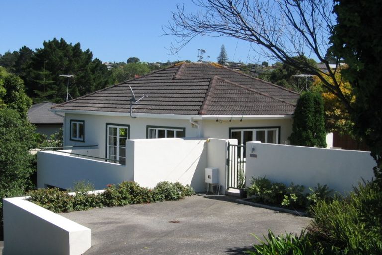 Photo of property in 104 Beach Road, Castor Bay, Auckland, 0620