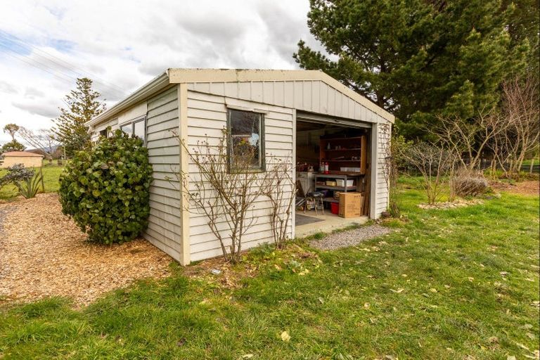 Photo of property in 992 Top Grass Road, Dannevirke, 4972