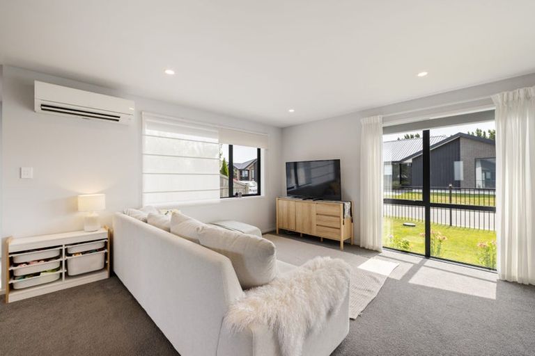 Photo of property in 9 Arabella Crescent, Yaldhurst, Christchurch, 8042