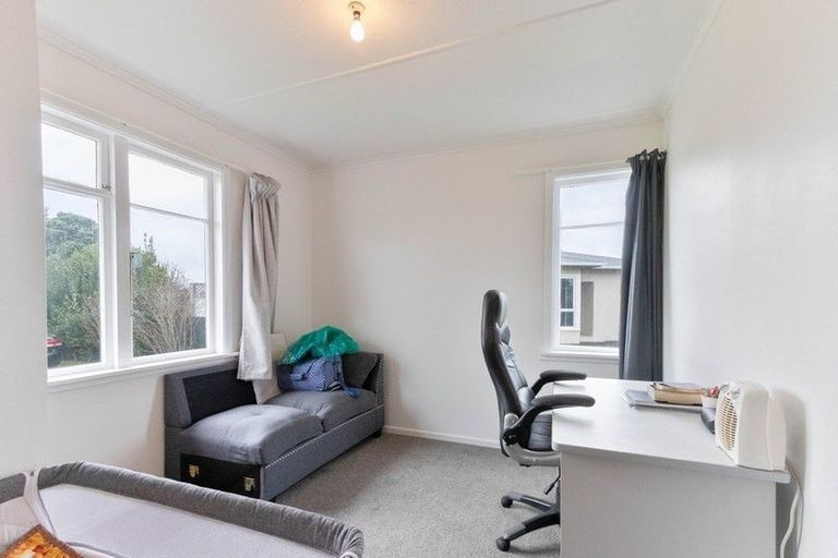 Photo of property in 26 Polson Street, Castlecliff, Whanganui, 4501