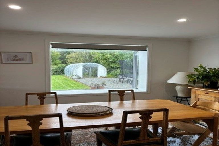 Photo of property in 8 Albert Street, Winton, 9720