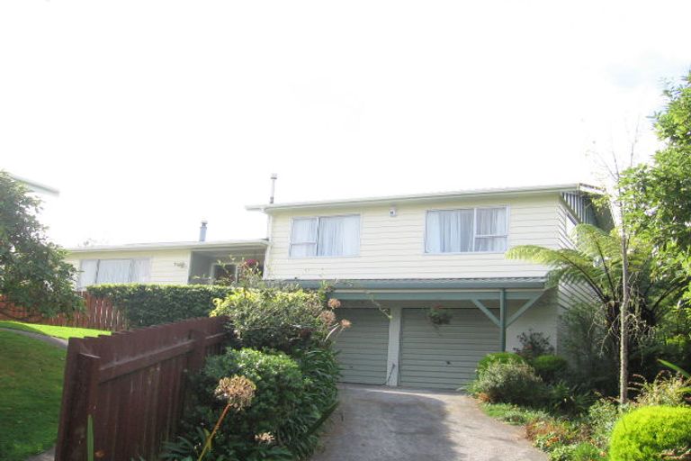 Photo of property in 9 Farrelly Grove, Fairfield, Lower Hutt, 5011