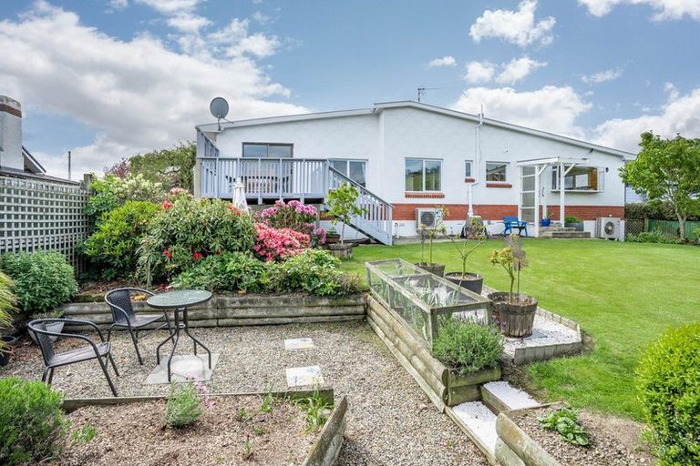 Photo of property in 52 Gladstone Road North, Mosgiel, 9024