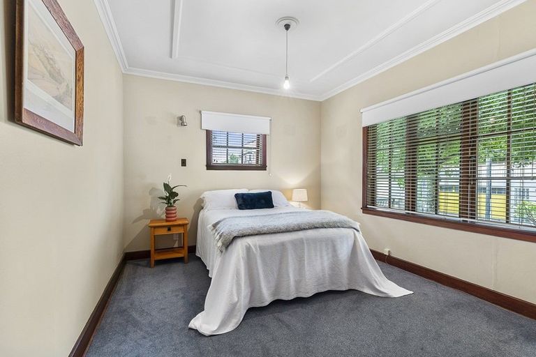 Photo of property in 100 Brougham Street, Mount Victoria, Wellington, 6011